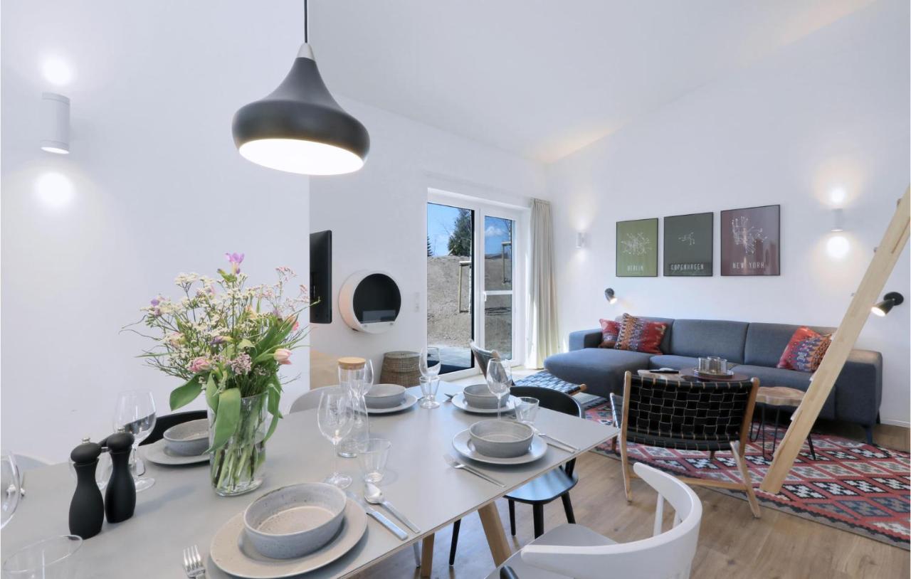 Awesome Home In Lembruch-Duemmer See With Kitchen Luaran gambar